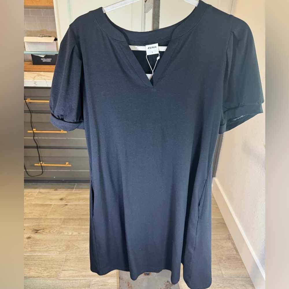 Black Shift Dress V - Neck Ruffle Short Sleeve Casual Summer Dress with Pockets